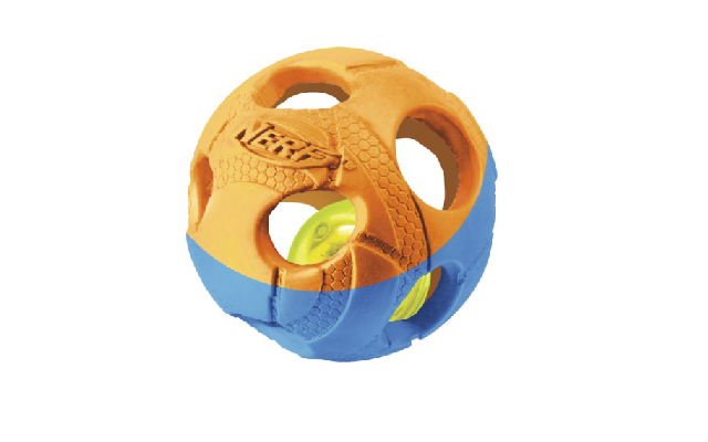 NERF DOG ILUMA-ACTION ŚWIECĄCA PIŁKA HAGEN